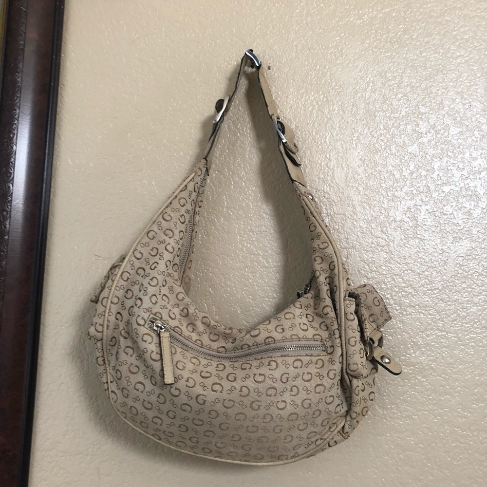 GUESS Shoulder Purse - Picture 4 of 7